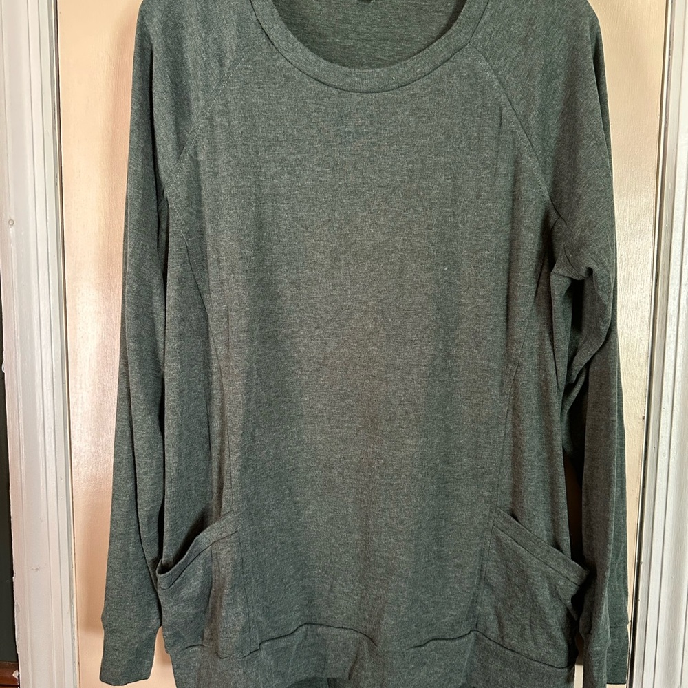 Amazon Women's Green Tunic Top